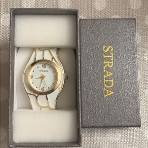 Strada Watch